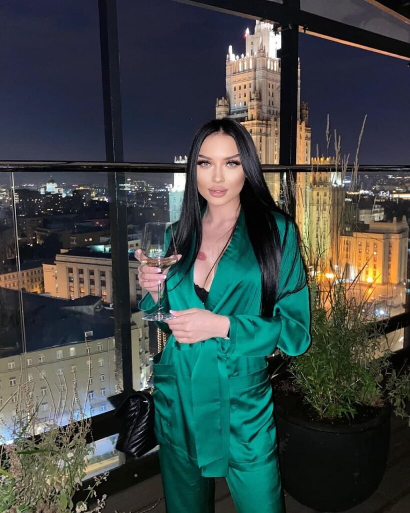 Эскортница Устина Premium Models